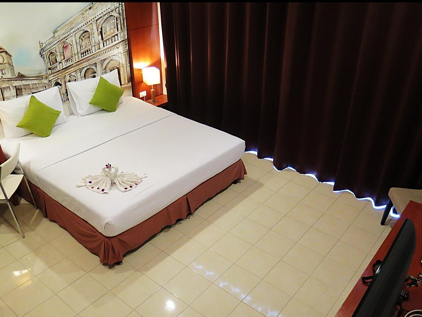 Sugar Ohana Poshtel Pantai Kata Bagian luar foto