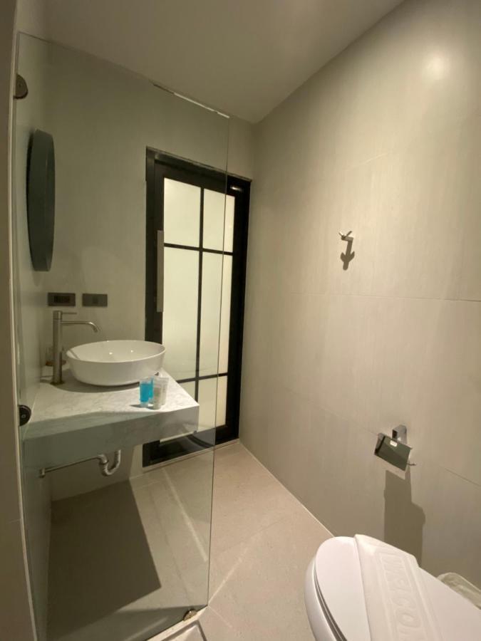 Sugar Ohana Poshtel Pantai Kata Bagian luar foto